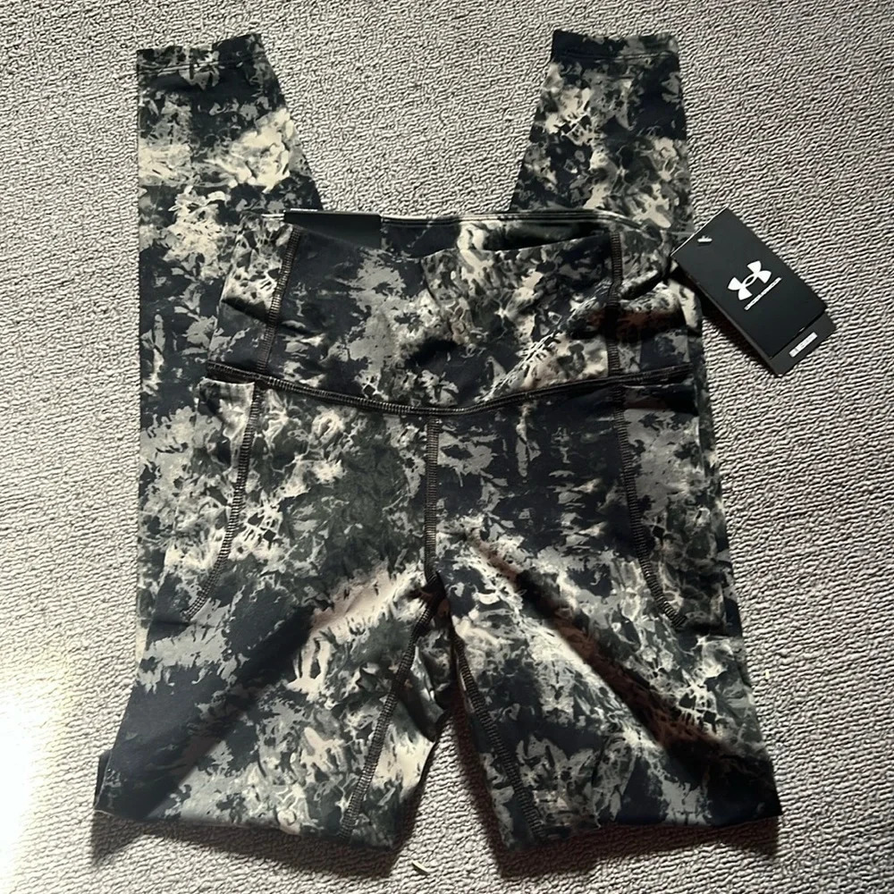 Under Armour Leggings Size XS NWT